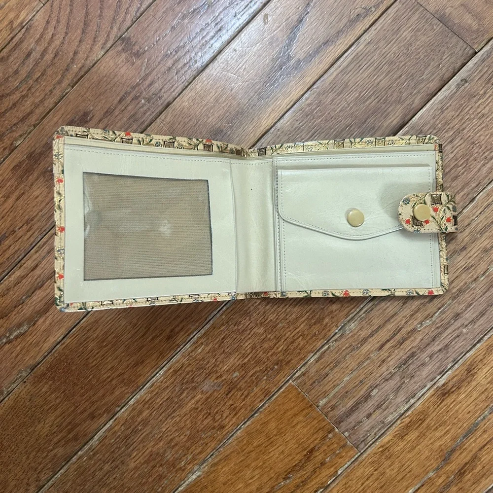 Vintage ladies wallet